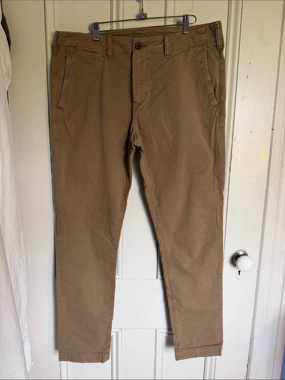American Eagle Outfitters Men's Tan Chino Pants, Slim fit.